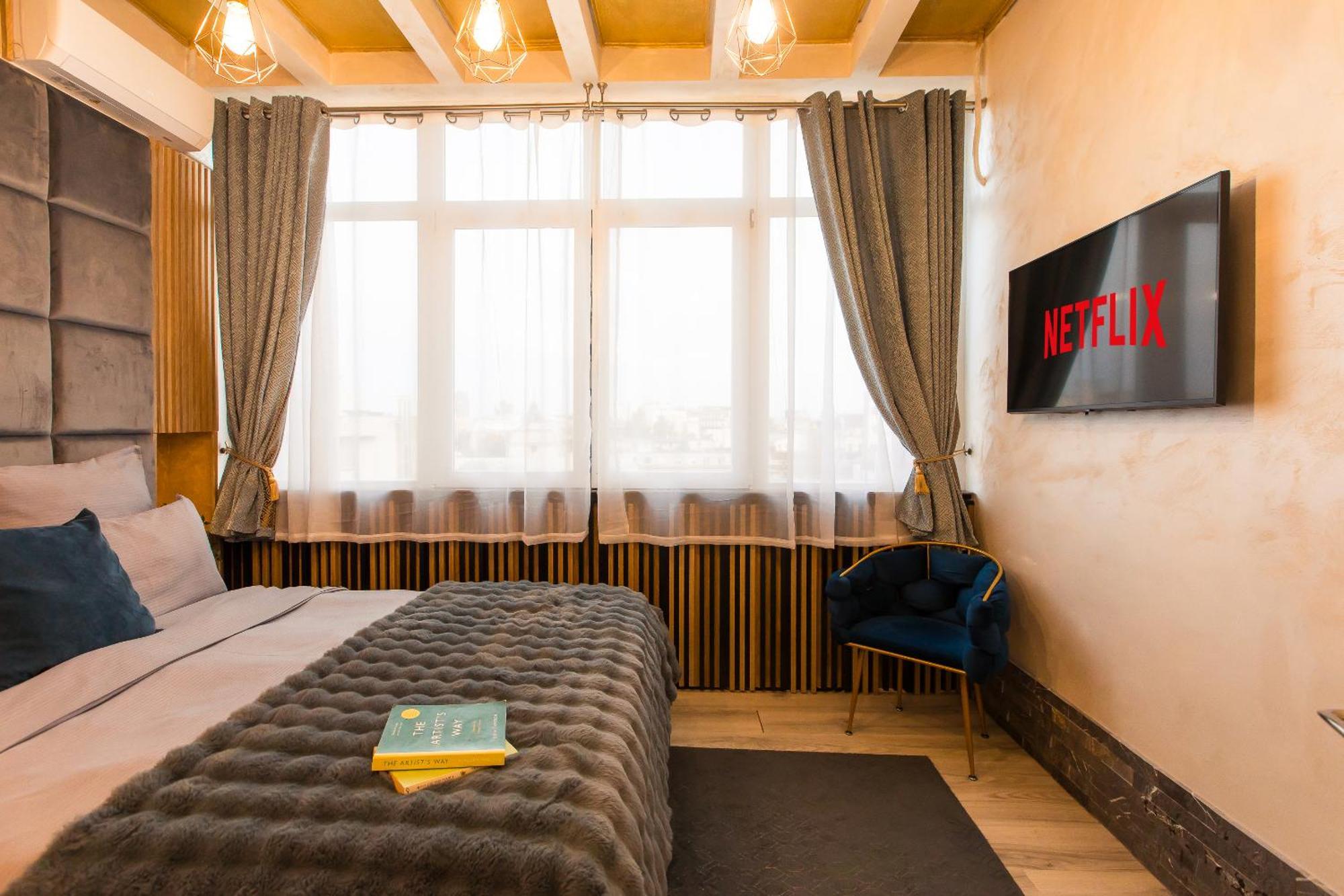 Royalty Apt With City Views On Calea Victoriei Bükreş Dış mekan fotoğraf